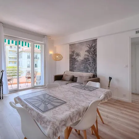Apartment Immogroom - Spacious 3-room - Garage - Terrace - Air Conditioning Cannes